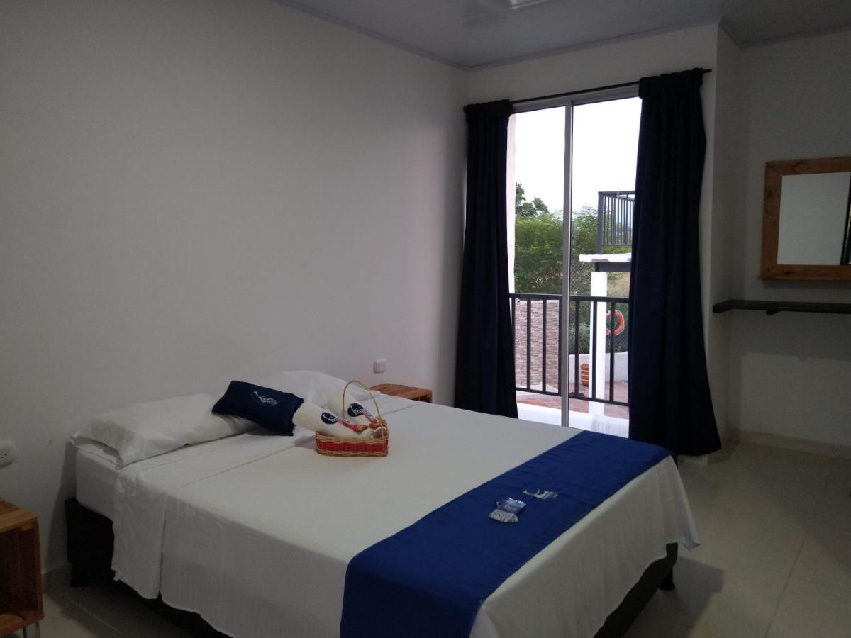 Cosmos Tatacoa Hotel วิลญาเวียคา ภายนอก รูปภาพ